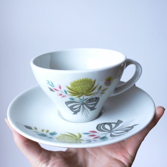 | MOVING SALE | • the vtg teacup - Picture 3 of 5